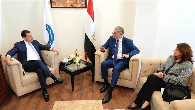 وزير البترول والثروة المعدنية يستقبل وفدًا رفيع المستوى من شركة شل العالمية