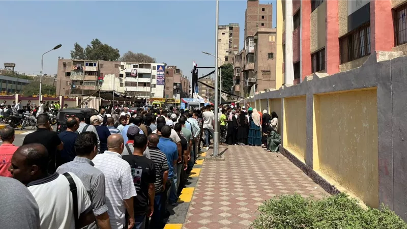شاهد| طوابير على صناديق اقتراع انتخابات مجلس الشيوخ بالجيزة