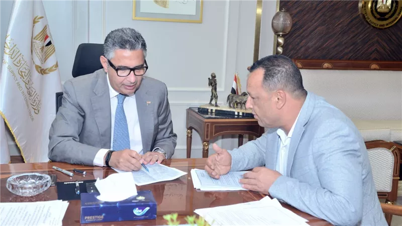 وزير التموين والتجارة الداخلية يلتقي بعدد من السادة أعضاء مجلسي النواب والشيوخ