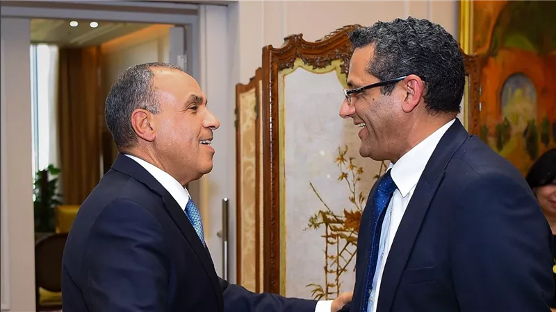 وزير الخارجية يستقبل نقيب الصحفيين ويبحث سبل تعزيز التعاون المشترك