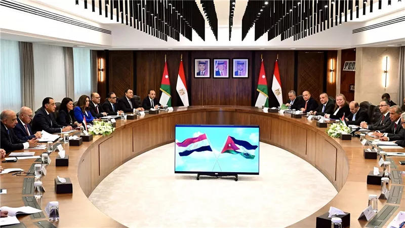 خلال مشاركتهم بأعمال اللجنة العليا.. الوزراء المصريون والأردنيون يؤكدون رغبتهم في تعزيز التعاون المشترك