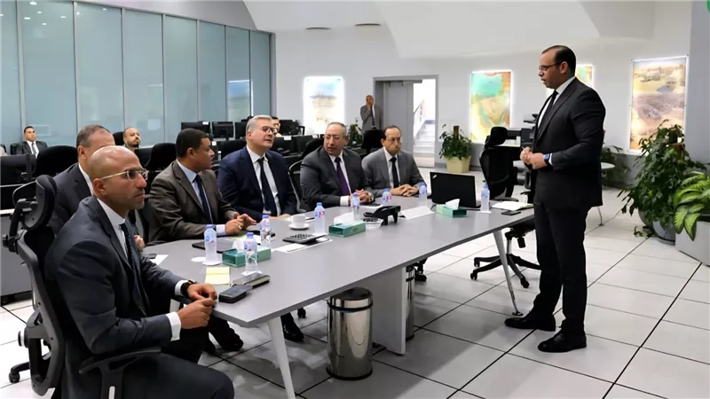 في زيارة مفاجئة.. وزير البترول يطمئن على تأمين تدفقات الغاز لمحطات الكهرباء وقطاعات الاستهلاك مع ارتفاع درجات الحرارة