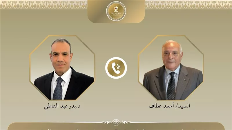 اتصال هاتفي بين وزير الخارجية ونظيره الجزائري