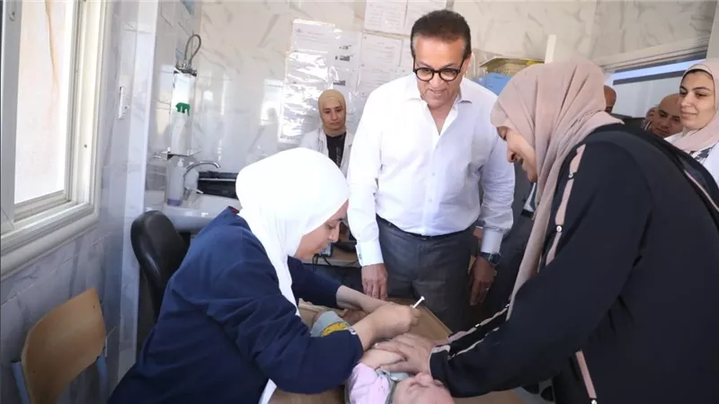 وزير الصحة يتفقد مركز صحة أسرة 