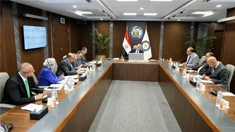 وزير البترول يؤكد على أهمية دور الشركة كشركة وطنية مملوكة بالكامل للدولة في دعم الاقتصاد القومي وزيادة الإنتاج