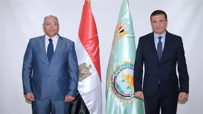 وزير الزراعة يبحث مع سفير مصر الجديد لدى الكويت تعزيز التعاون الزراعي