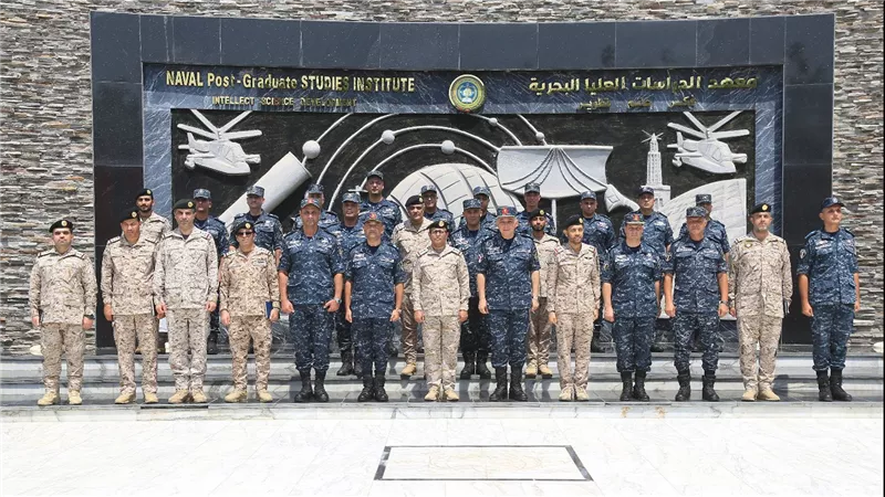 قائد القوات البحرية يلتقى رئيس أركان القوات البحرية الملكية السعودية
