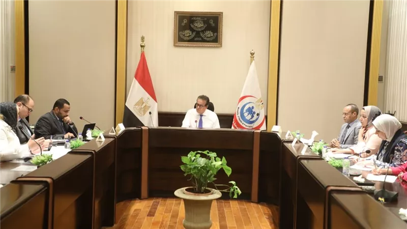 نائب رئيس الوزراء ووزير الصحة يتابع تقدم البرنامج الوطني لمكافحة الإيدز