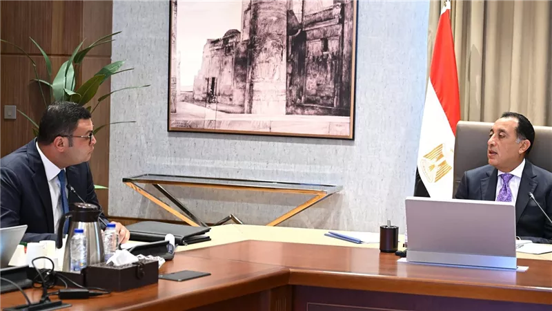 رئيس الوزراء يستعرض ملامح الاستراتيجية الوطنية للعمران والبناء الأخضر