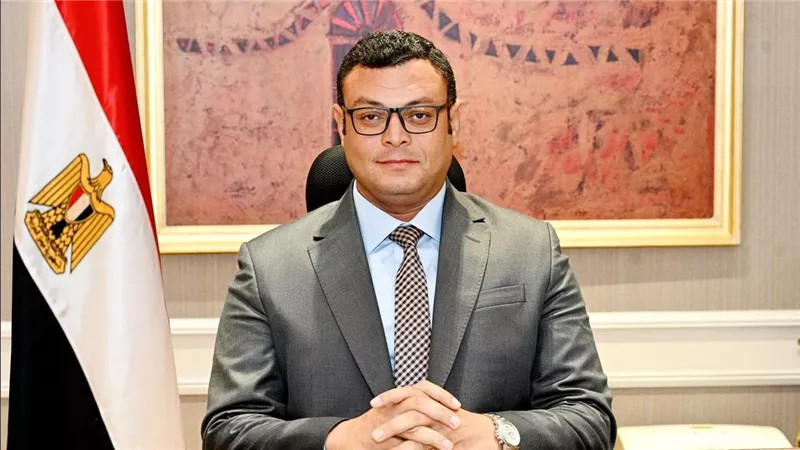 المهندس شريف الشربيني يتابع موقف حجز وحدات الطرح الأخير في عدة مدن على موقع بنك التعمير والإسكان