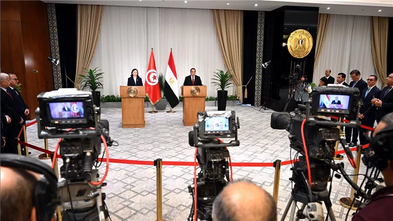 رئيسة الحكومة التونسية: تونس تتوافق مع موقف مصر فيما يخص رفض التهجير والتمسك بحق الشعب الفلسطيني 