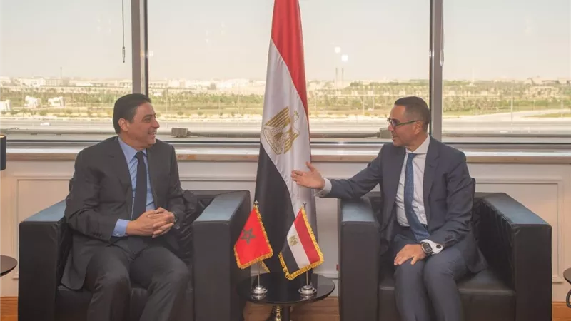 وزير الاستثمار يستقبل وزير التجارة الخارجية بالمملكة المغربية لبحث سبل تعزيز العلاقات الاقتصادية المشتركة بين البلدين
