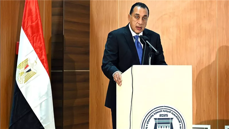 رئيس الوزراء يلقي كلمة خلال مشاركته في فعاليات إطلاق وتدشين الأكاديمية الدولية للعمارة والعمران بمقرها بالعاصمة الإدارية 