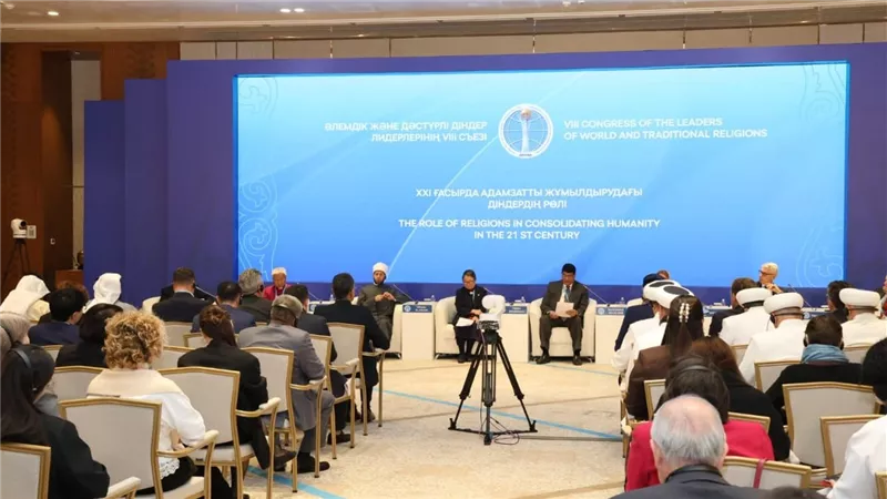 وزير الأوقاف في القمة الدولية لزعماء الأديان العالمية والتقليدية: نعتز بالعلاقة الطيبة بين مصر وكازخستان قيادة وشعبًا