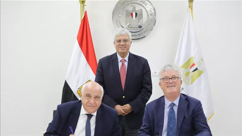 وزير التعليم العالي يشهد توقيع تجديد بروتوكول تعاون بين جامعة المستقبل وجامعة كورك الأيرلندية