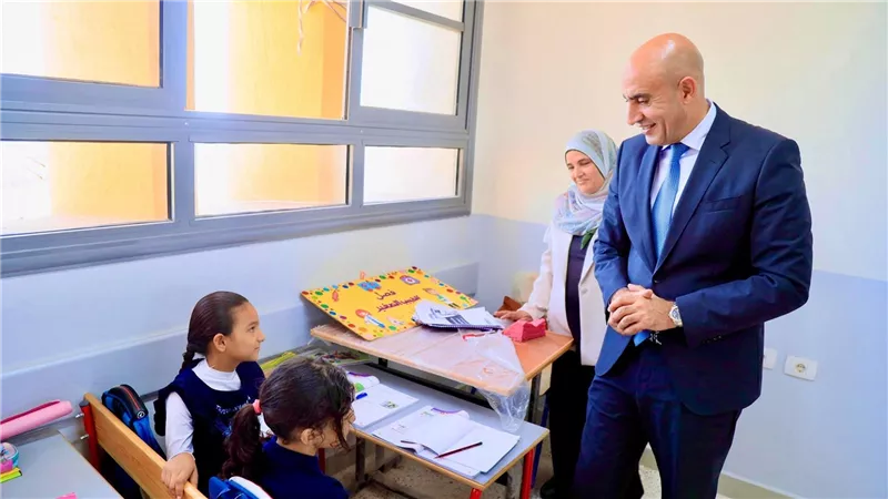وزير التربية والتعليم ومحافظ الشرقية يفتتحان مدرسة 