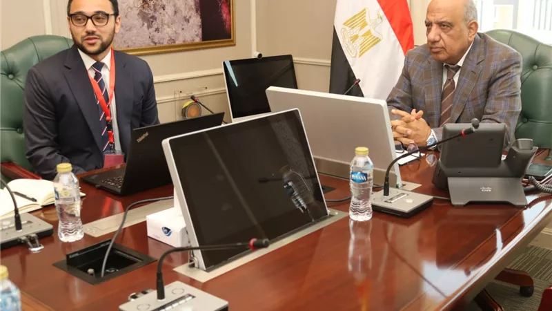 وزير الكهرباء يبحث مع مجموعة سانجرو 