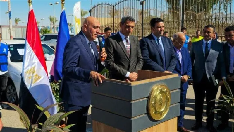 الرئيس التنفيذي لجهاز تنمية المشروعات يجتمع مع محافظ السويس لبحث دعم قطاع المشروعات المتوسطة والصغيرة بالمحافظة