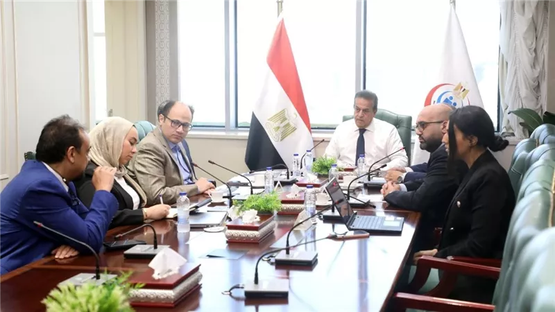 وزير الصحة يعقد اجتماعاً لمتابعة مستجدات منظومة الرعايات والحضانات والطوارئ وخطط التوسع بها