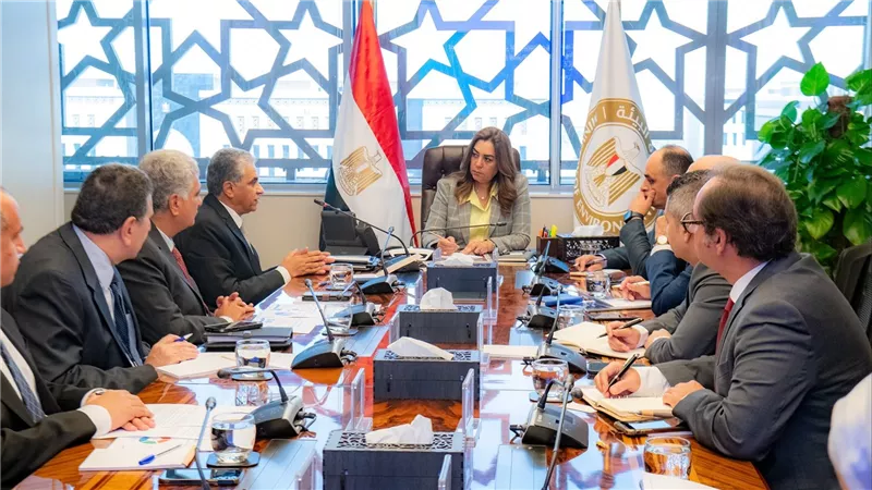  عوض: ترجمة الخطط الاستراتيجية إلى مشروعات تنفيذية في المحافظات لمواجهة تحديات البيئة وآثار تغير المناخ