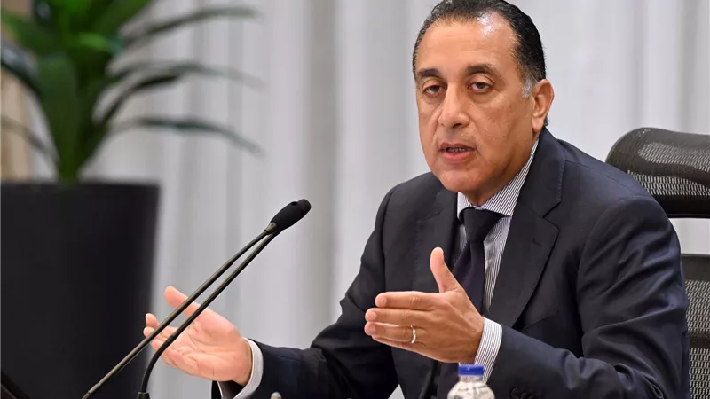 رئيس الوزراء: انخفاض أسعار الدواجن يدعم التوازن في السوق