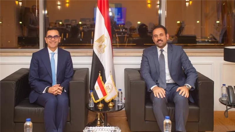 وزير الاستثمار يبحث مع الرئيس التنفيذي لجهاز مستقبل مصر للتنمية المستدامة التعاون في مجالات دعم سلاسل الإمداد