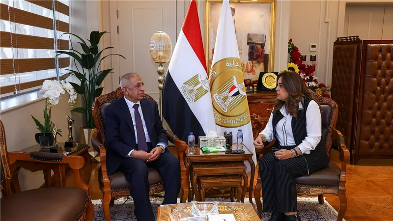 وزيرة التنمية المحلية والقائم بأعمال وزير البيئة تبحث مع رئيس الأكاديمية العربية للعلوم والتكنولوجيا ملفات التعاون 