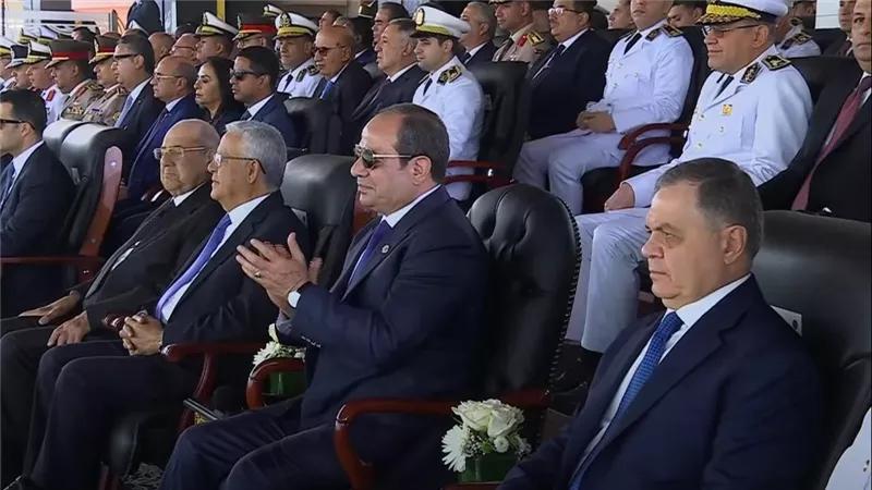 Live| الرئيس السيسي يشهد حفل تخرج كلية الشرطة 2025.. عروض قتالية وهدية تذكارية