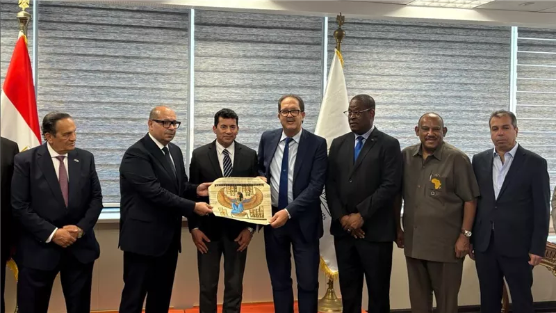 وزير الرياضة يعقد اجتماع تحضيري لتوقيع مذكرة تفاهم بين 