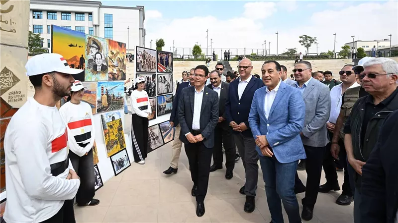 رئيس الوزراء يتفقد جامعة بنها الأهلية بمدينة العبور