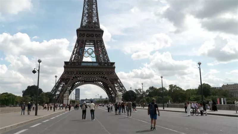ما حقيقة شائعات هدم برج إيفل فى فرنسا عام 2026؟