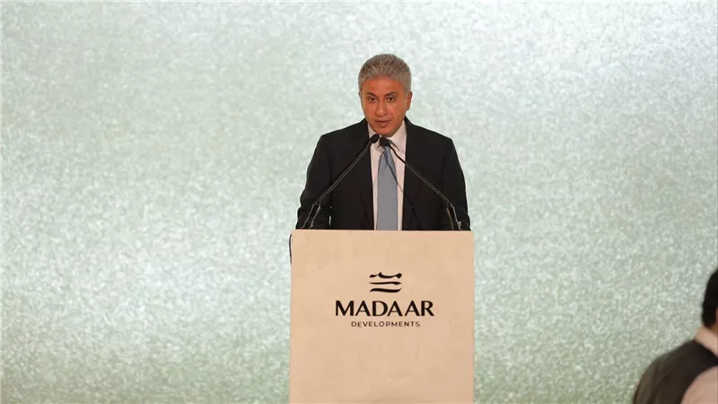 وزير السياحة يشهد احتفالية توقيع اتفاقية الشراكة الاستراتيجية بين مجموعة صن رايز الفندقية ومجموعة ماينور الدولية للضيافة