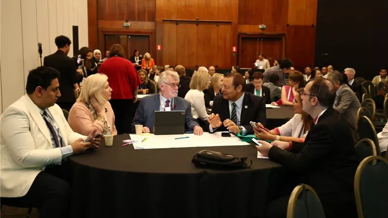 رئيس هيئة الاعتماد والرقابة الصحية يستعرض التجربة المصرية الرائدة في مؤتمر الجمعية الدولية لجودة الرعاية الصحية 