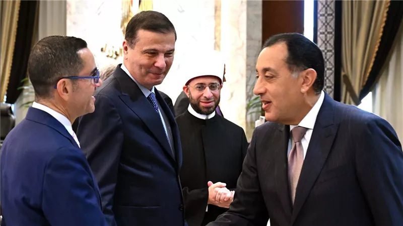 وزير الاستثمار والتجارة الخارجية يستعرض مُقترح وثيقة السياسة التجارية لمصر