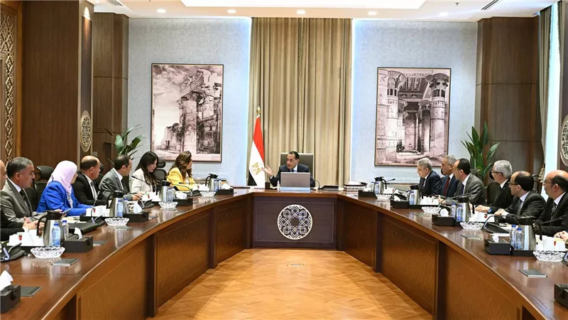 رئيس الوزراء يتابع الموقف التنفيذي لأعمال تطوير ورفع كفاءة بحيرة البردويل