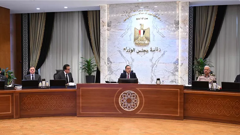 رئيس الوزراء يترأس الاجتماع الأسبوعي للحكومة