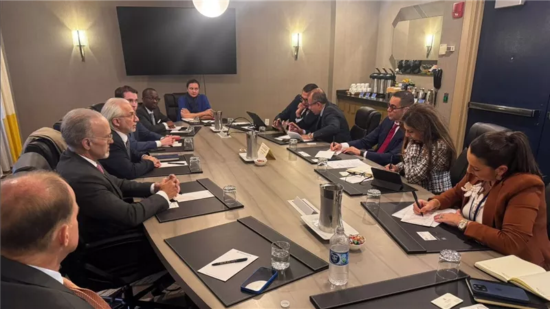 وزير الاستثمار يبحث مع مجموعة IIB Group Holdings فرص التعاون الاستثماري في القطاعات الاستراتيجية بمصر