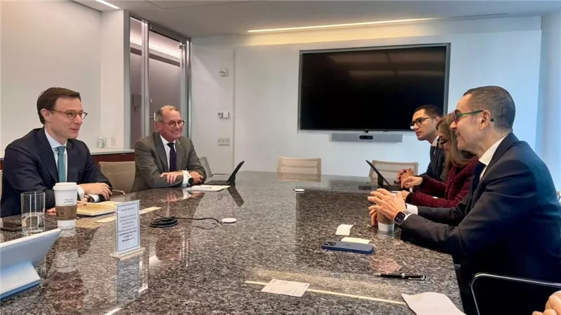 وزير الاستثمار يبحث مع شركة “Visa” العالمية التعاون في دعم التحول الرقمي
