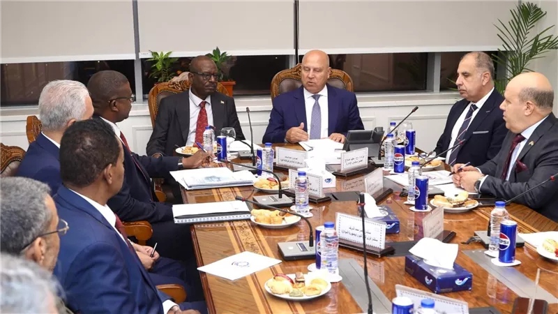 وزير الصناعة والنقل ووزير النقل السوداني يترأسان اعمال الجمعية العمومية الهيئة وادى النيل للملاحة النهرية