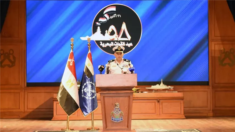 القوات البحرية تحتفل بعيدها الثامن والخمسين