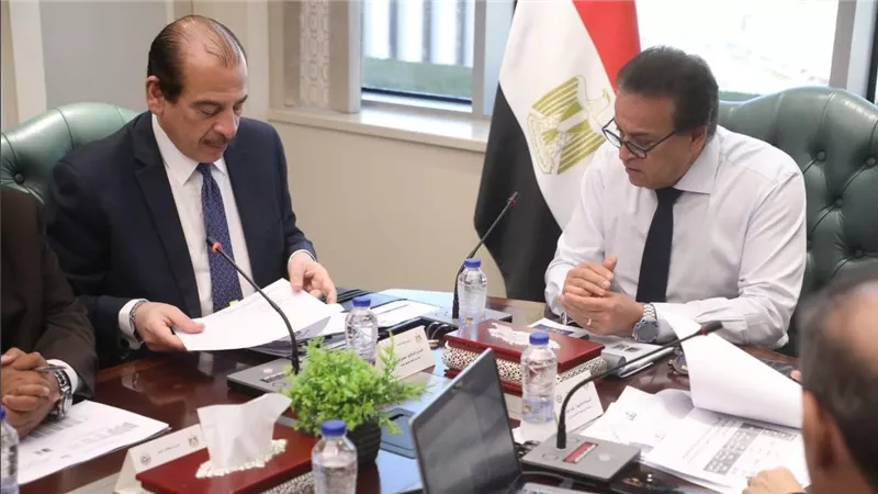 وزير الصحة يتابع تطورات منظومة دعم وصرف الألبان الصناعية لتعزيز الرضاعة الطبيعية 