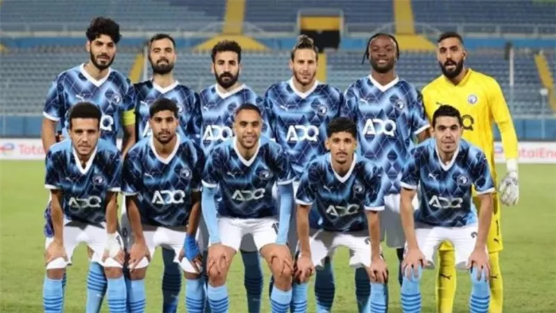 بيراميدز مرشحا لجائزة نادي العام فى أفريقيا.. منافس لـ 9 أندية