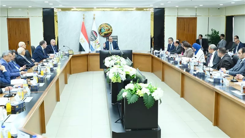وزير قطاع الأعمال العام يترأس عمومية 