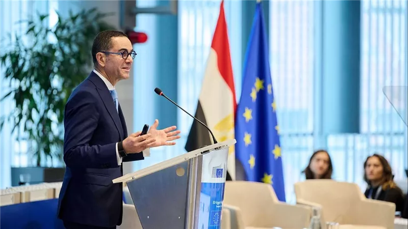 وزير الاستثمار والتجارة الخارجية يشارك في أعمال القمة المصرية الأوروبية ببروكسل لتعزيز الاستثمار والتحول الصناعي