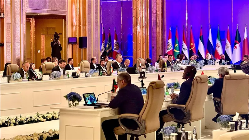 وزير البترول والثروة المعدنية يشارك في الإجتماع الوزاري لمنتدي الدول المصدرة للغاز بالدوحة