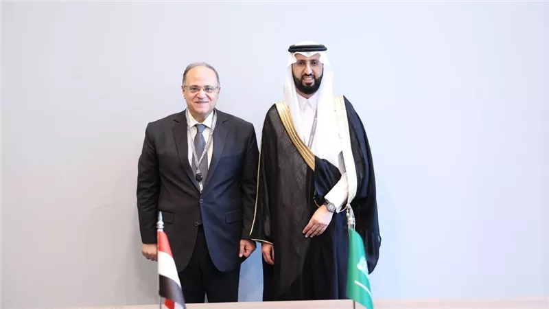 رئيس هيئة الدواء المصرية يبحث مع نظيره السعودي آليات تعزيز التعاون الرقابي وتوسيع مجالات التنسيق المشترك