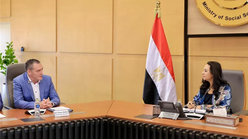وزيرة التضامن الاجتماعي تلتقي وفدًا من شركة اوتوبوك الألمانية لمتابعة تجهيز مراكز التجميع والمواءمة 