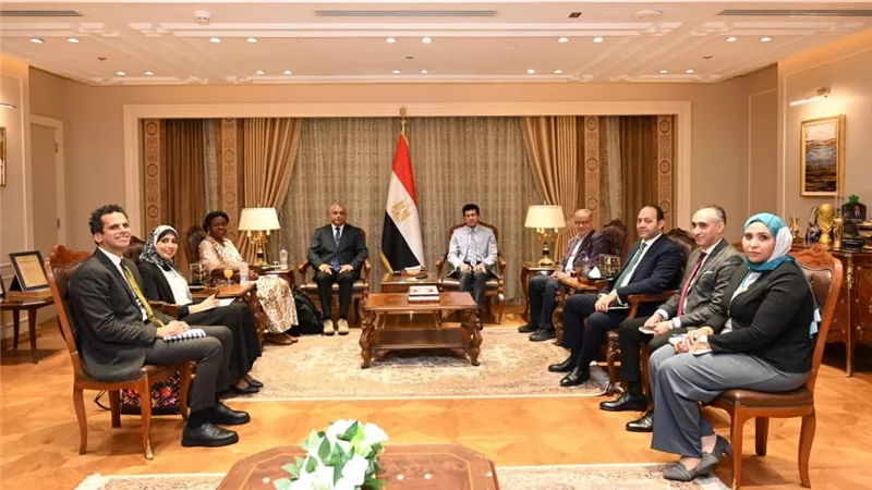 وزير الشباب والرياضة يلتقي مدير المكتب الإقليمي الإفريقي للوكالة الدولية لمكافحة المنشطات