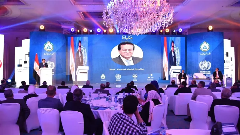 وزير الصحة والسكان يشهد إطلاق الإصدار الثالث من الدلائل الإرشادية لجراحة المسالك البولية