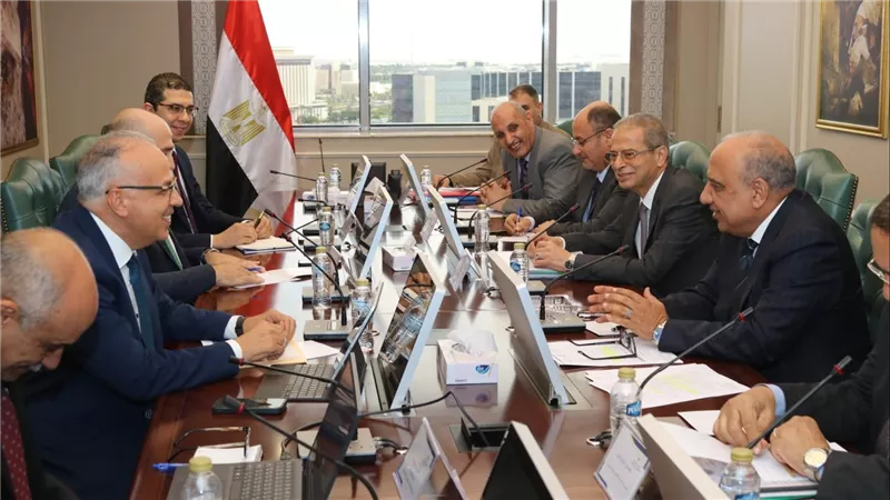 وزيرا الكهرباء والري يبحثان التنسيق والتعاون والعمل المشترك لتعظيم عوائد المحطات الكهرومائية 